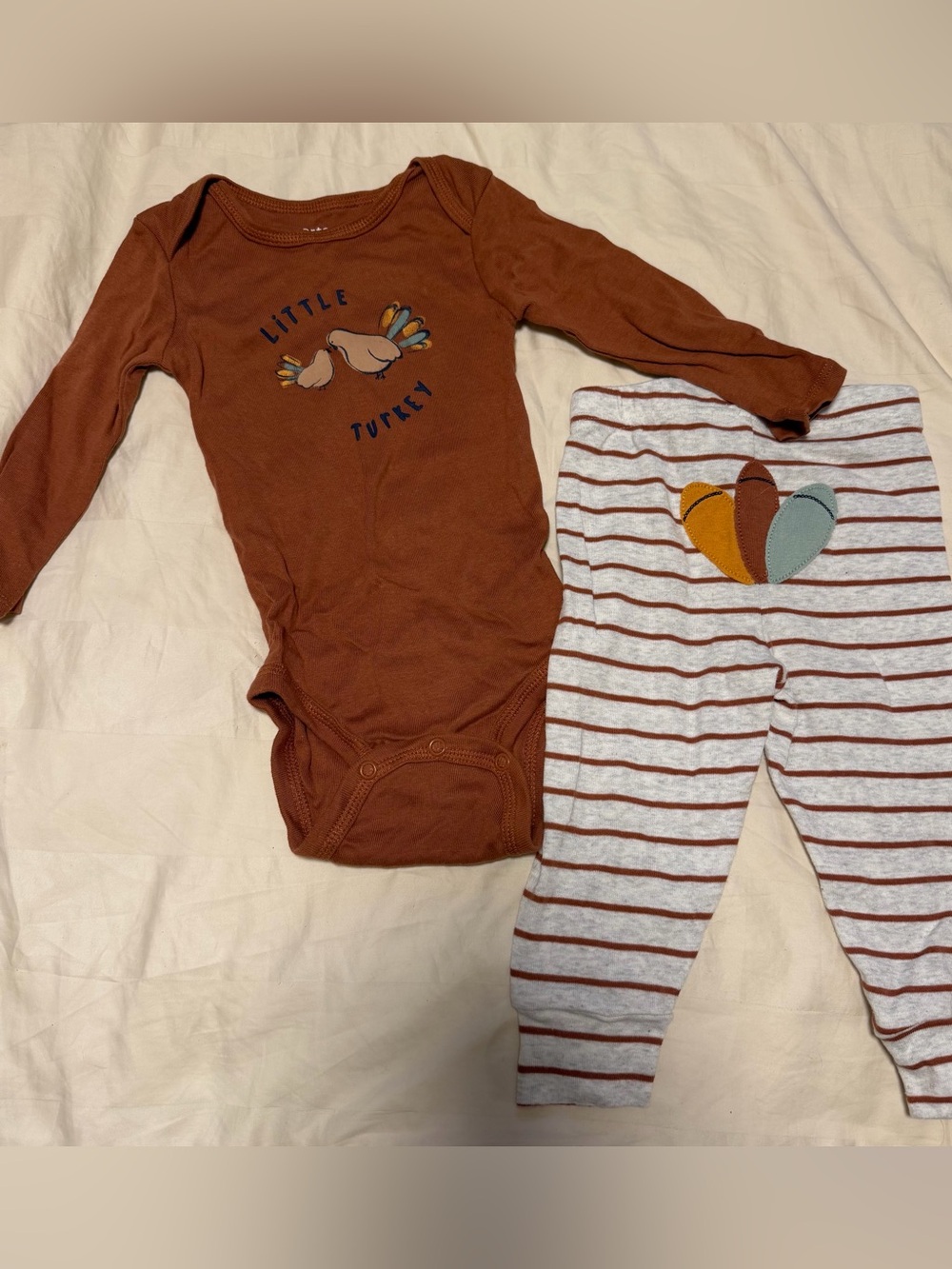 Carter's Thanksgiving Baby Onesie with matching Pants 12 mos